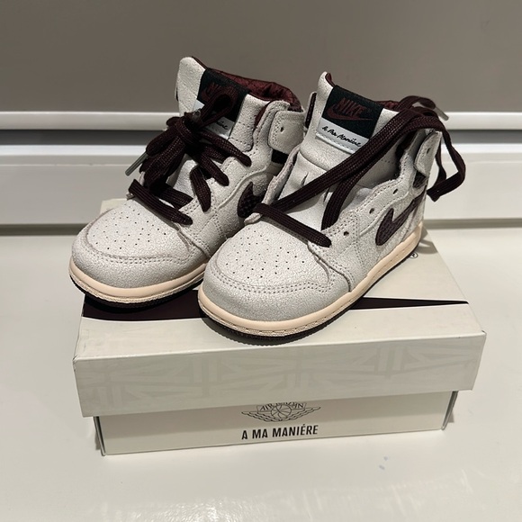 A Ma Maniere Jordan Retro 1 TD - Picture 1 of 5